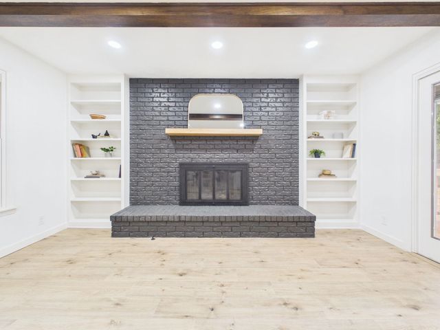 7926 E Killarney Pl, Wichita, KS 67206