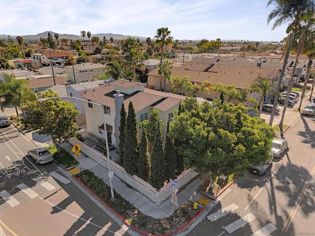 4397 swift ave, San Diego, CA 92104