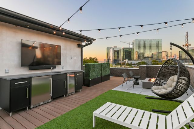 1102 Sigler St, Nashville, TN 37203