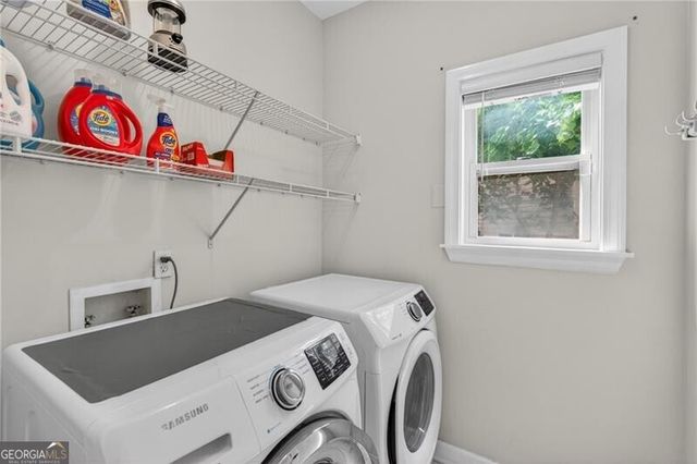 371 Shyrewood Drive, Lawrenceville, GA 30043