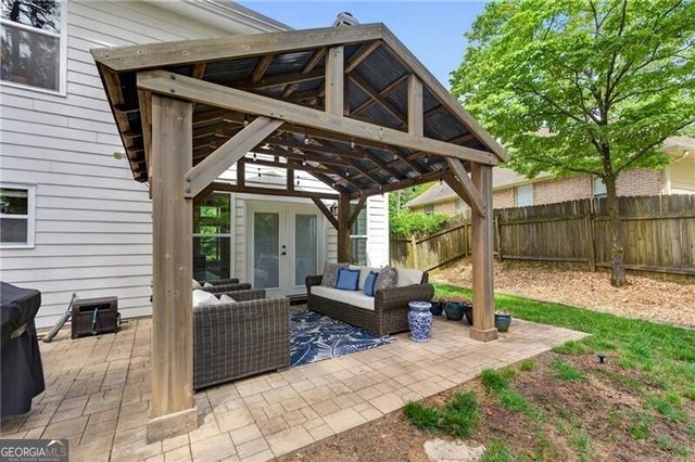 371 Shyrewood Drive, Lawrenceville, GA 30043