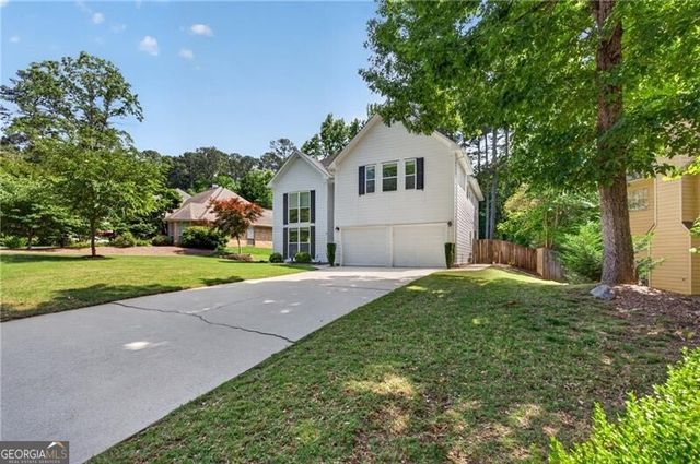 371 Shyrewood Drive, Lawrenceville, GA 30043