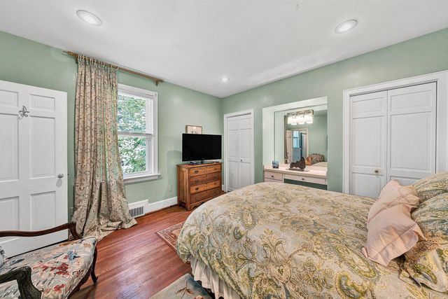2130 Deyerle RD SW, Roanoke, VA 24018