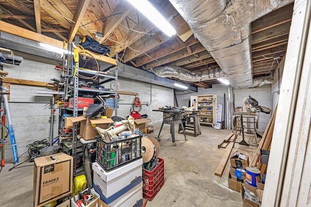 2130 Deyerle RD SW, Roanoke, VA 24018