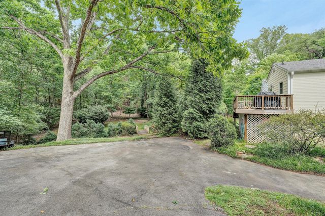 2130 Deyerle RD SW, Roanoke, VA 24018