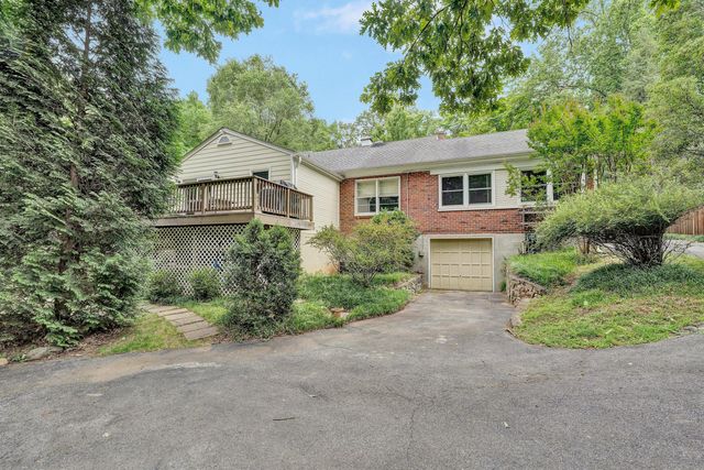 2130 Deyerle RD SW, Roanoke, VA 24018