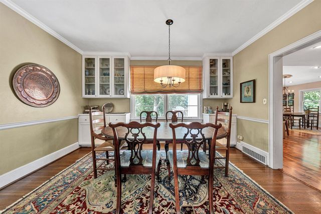 2130 Deyerle RD SW, Roanoke, VA 24018
