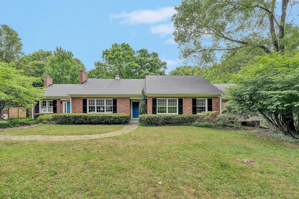 2130 Deyerle RD SW, Roanoke, VA 24018