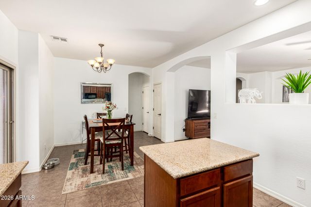 41490 N CHERRY Street, San Tan Valley, AZ 85140