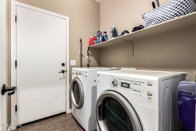 41490 N CHERRY Street, San Tan Valley, AZ 85140