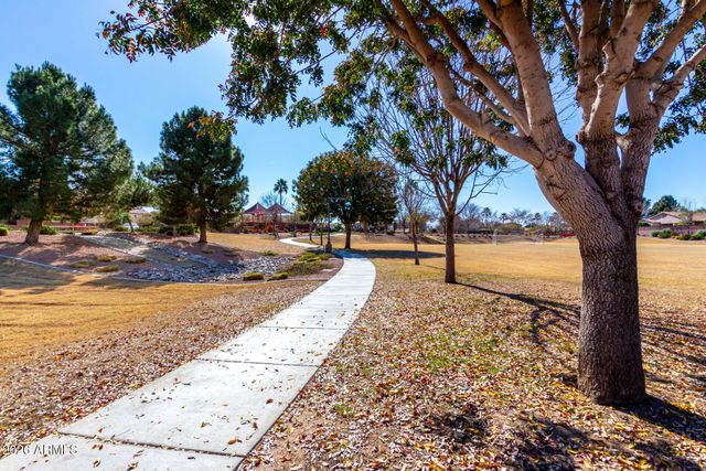 41490 N CHERRY Street, San Tan Valley, AZ 85140