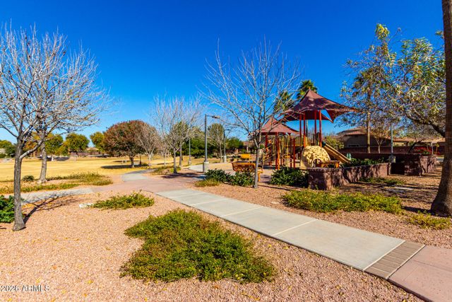 41490 N CHERRY Street, San Tan Valley, AZ 85140