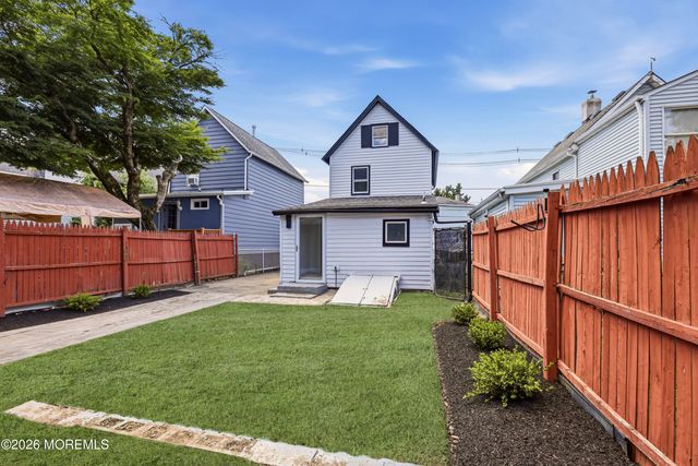 29 Division Street, South River, NJ 08882