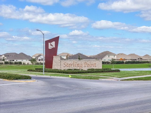 9606 Sterling Arbor Drive, Baytown, TX 77521