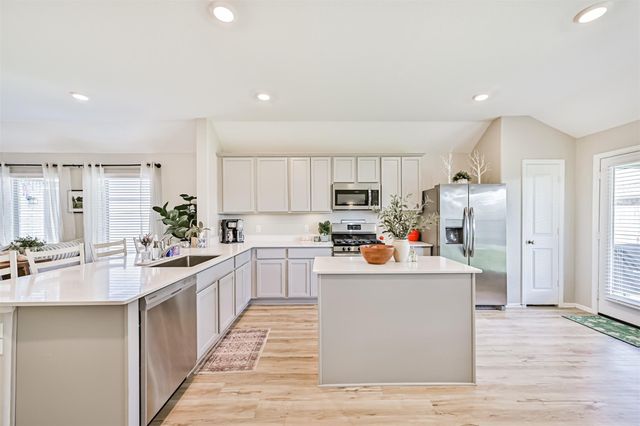 9606 Sterling Arbor Drive, Baytown, TX 77521