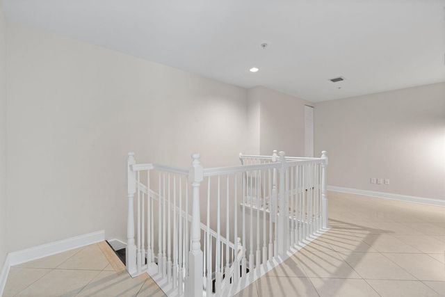 2617 NE 14th Avenue 109, Wilton Manors, FL 33334