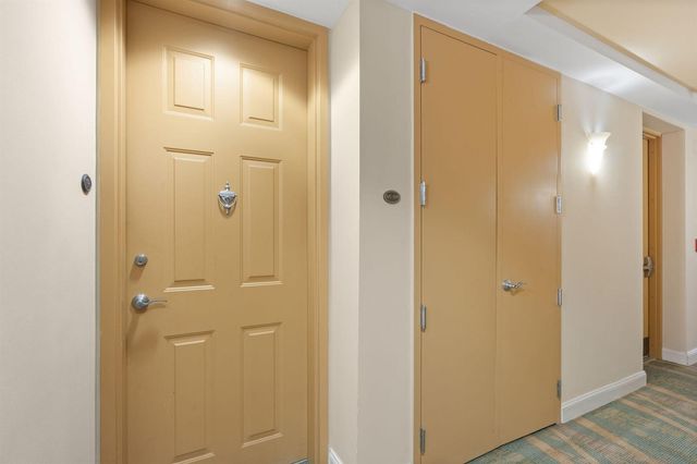 2617 NE 14th Avenue 109, Wilton Manors, FL 33334