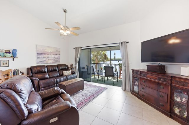 304 Liberty Court, Deerfield Beach, FL 33442