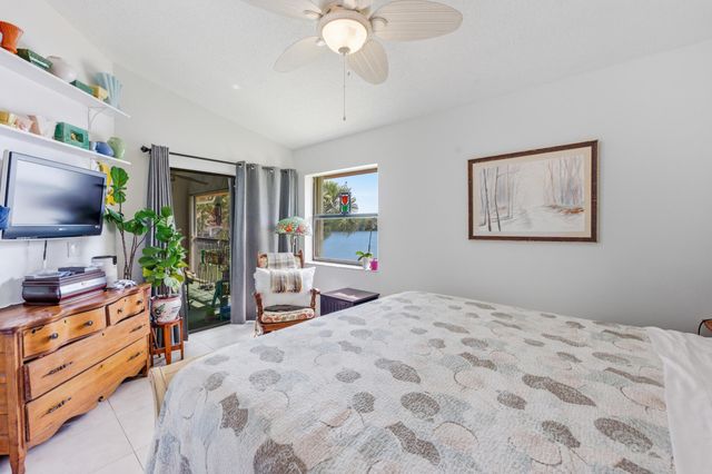 304 Liberty Court, Deerfield Beach, FL 33442