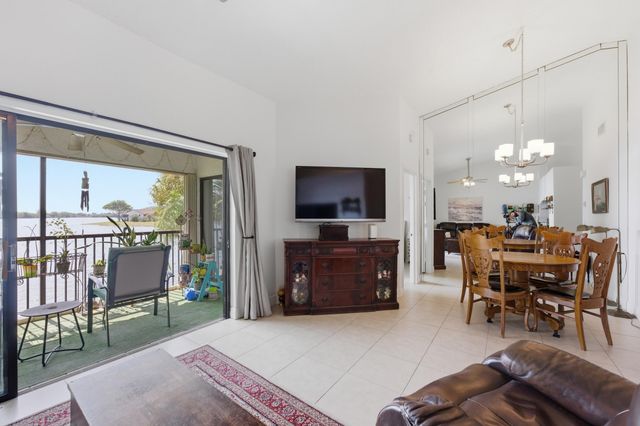 304 Liberty Court, Deerfield Beach, FL 33442