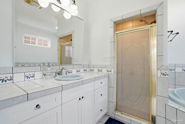 3470 Navigator Ave, Pensacola, FL 32506