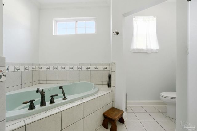 3470 Navigator Ave, Pensacola, FL 32506