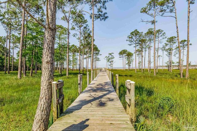 3470 Navigator Ave, Pensacola, FL 32506