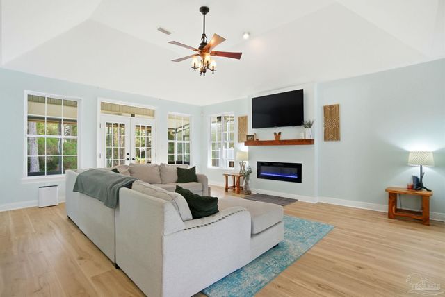 3470 Navigator Ave, Pensacola, FL 32506