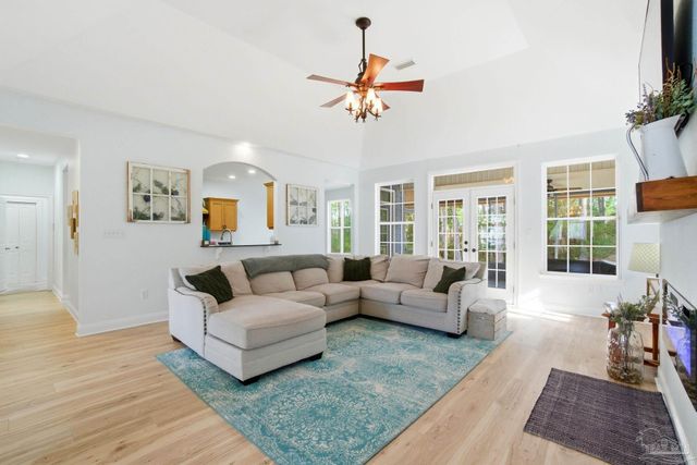 3470 Navigator Ave, Pensacola, FL 32506