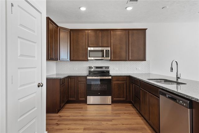 2425 Rooke Road, Bryan, TX 77807