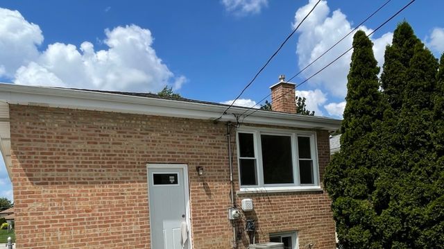 7925 Natchez Avenue, Burbank, IL 60459