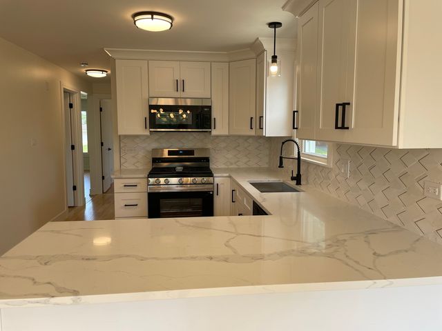 7925 Natchez Avenue, Burbank, IL 60459