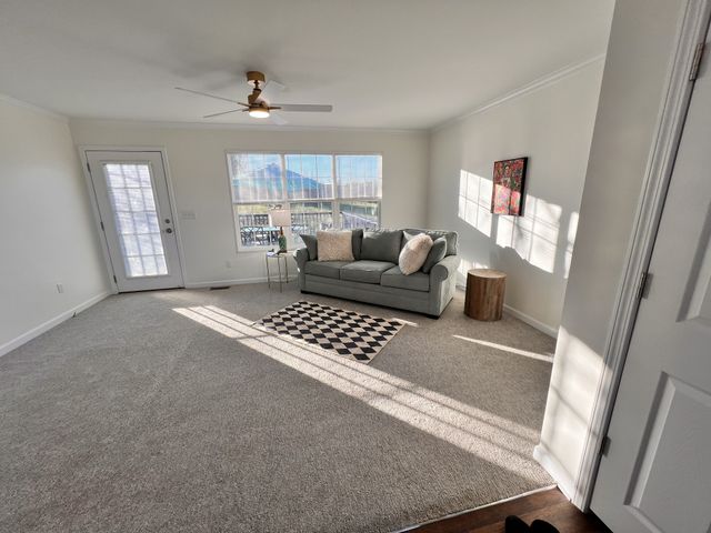 2013 Vancroft Cir, Spring Hill, TN 37174