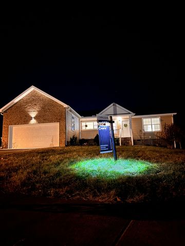 2013 Vancroft Cir, Spring Hill, TN 37174