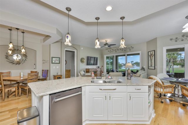 1351 EMERALD DUNES DRIVE, Sun City Center, FL 33573