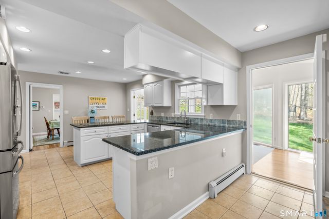 95 Saddle Hill Road, Stamford, CT 06903