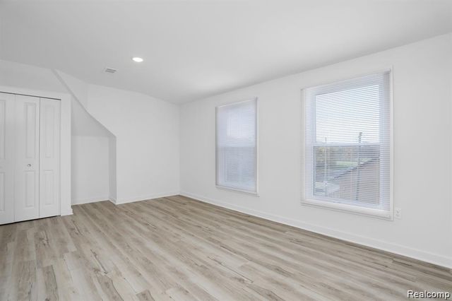 799 E Grand Boulevard 10, Detroit, MI 48207