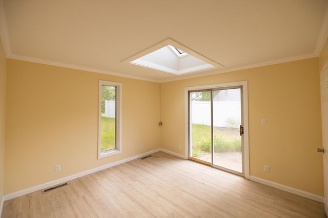 26 Steven Rd, Westborough, MA 01581