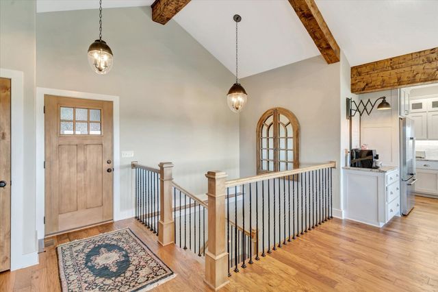 11998 E Highway 32, Stockton, MO 65785