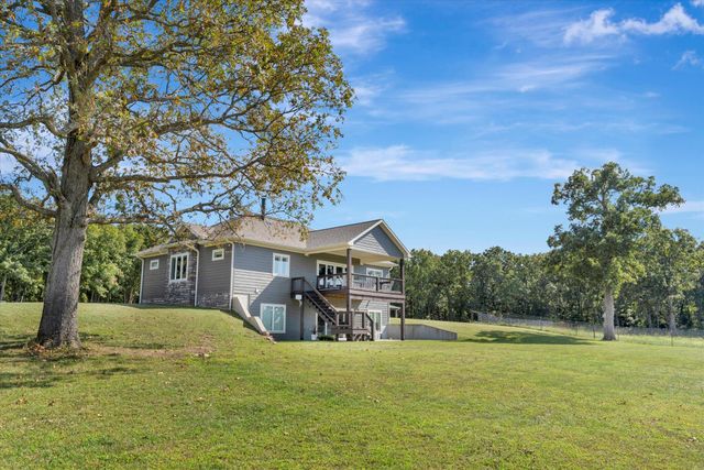 11998 E Highway 32, Stockton, MO 65785