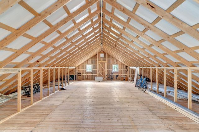 11998 E Highway 32, Stockton, MO 65785