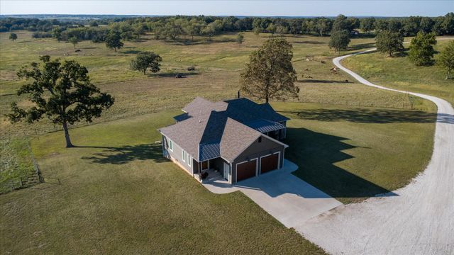 11998 E Highway 32, Stockton, MO 65785