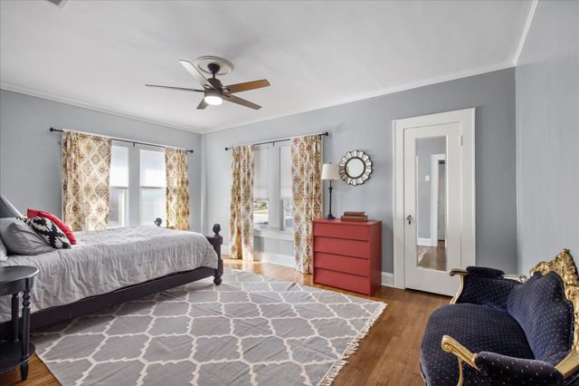 2701 S University Drive, Fort Worth, TX 76109