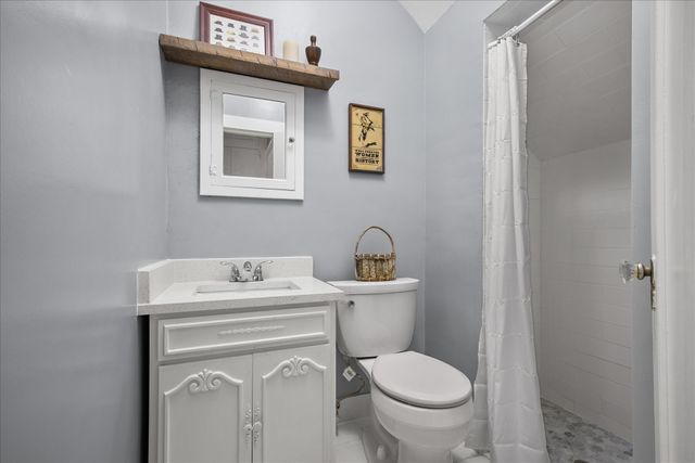 2701 S University Drive, Fort Worth, TX 76109