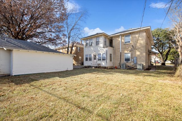 2701 S University Drive, Fort Worth, TX 76109