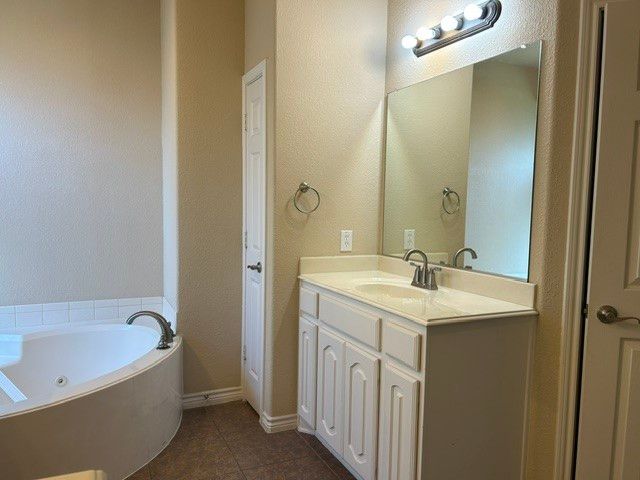 4637 Poplar Ridge Drive, Fort Worth, TX 76123