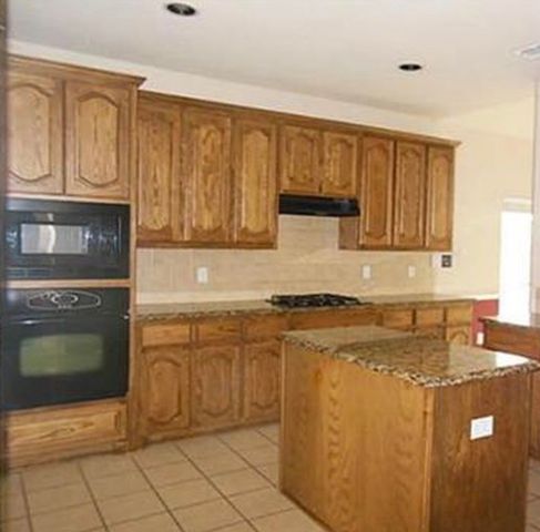 4637 Poplar Ridge Drive, Fort Worth, TX 76123