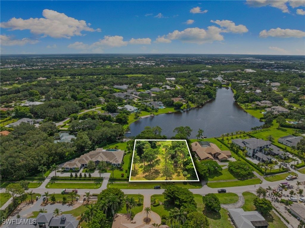 820 Cassena RD, Naples, FL 34108