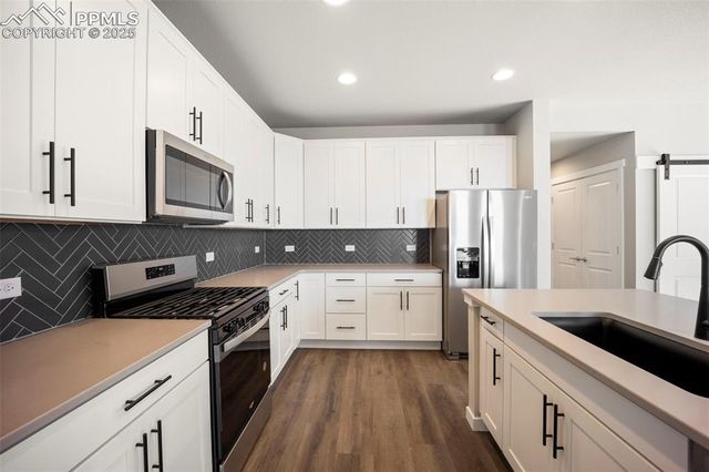 9258 Kurie Mine Lane, Colorado Springs, CO 80908