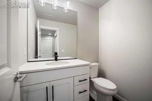 9258 Kurie Mine Lane, Colorado Springs, CO 80908